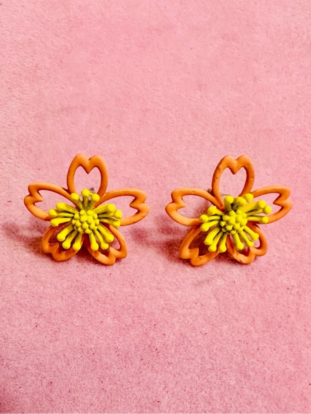 NWT Orange & Yellow Floral Stud Earrings